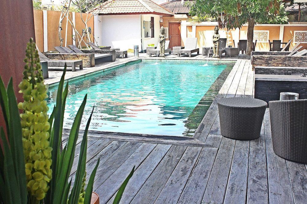 Mirah Hostel Legian  Exterior photo