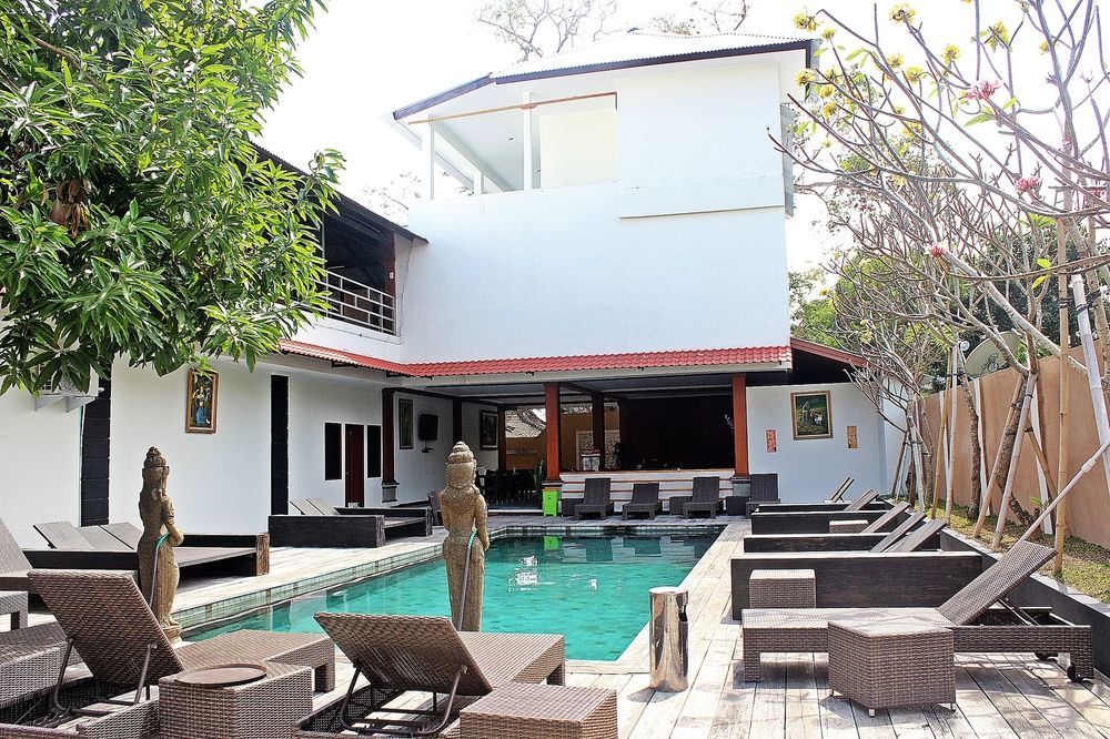 Mirah Hostel Legian  Exterior photo