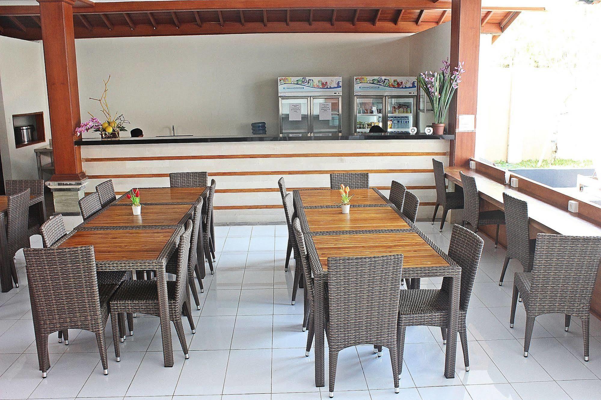 Mirah Hostel Legian  Exterior photo